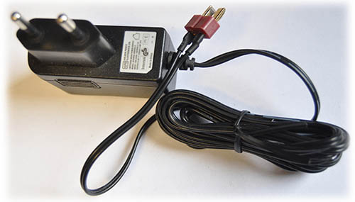 Zasilacz Ładowarka GPE 9V 500mA