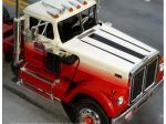 Model Plastikowy Do Sklejania AMT (USA) - Ciągnik siodłowy White Road Boss Truck